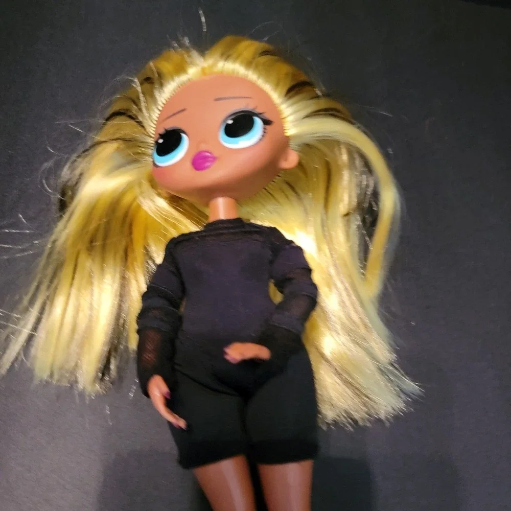 DollLOL Surprise! OMG Alt Grrrl 10